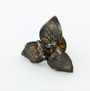 Vintage Bond Boyd Sterling silver 925 flower pin